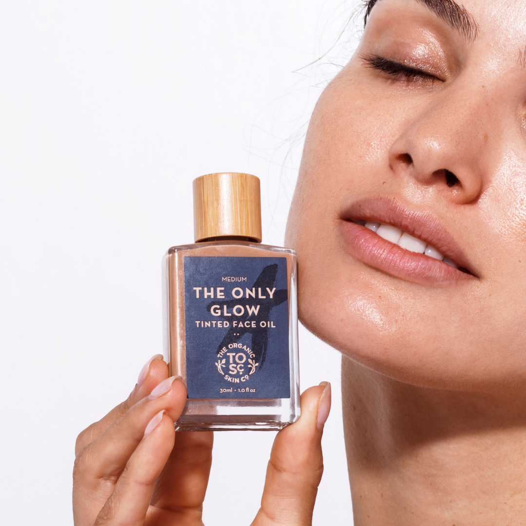 The Organic Skin Co. - The Only Glow - Restorative and Hydrating Tinted Face Oil