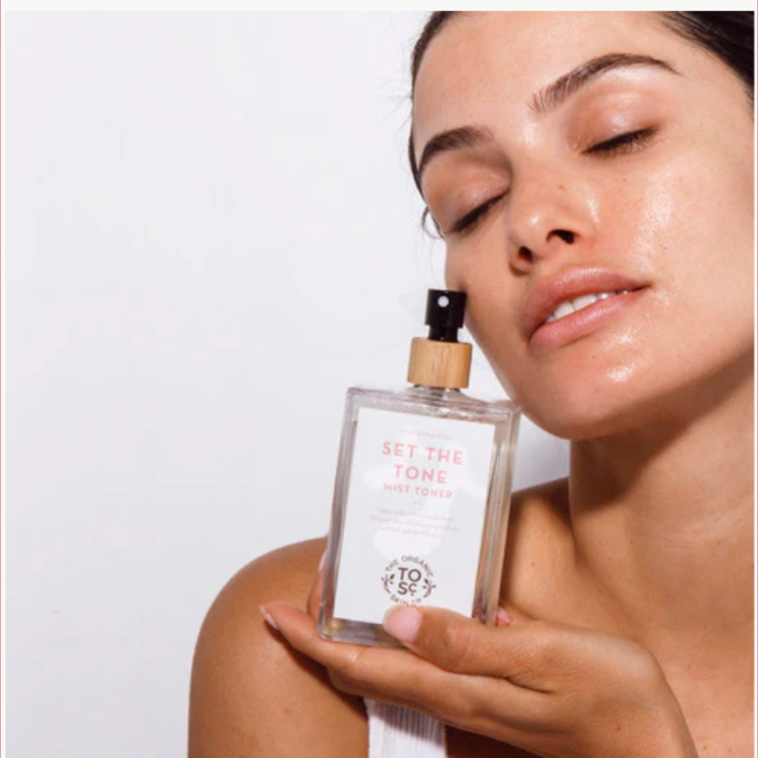 The Organic Skin Co. - Set The Tone - Hydrating Rose Mist Toner With Aloe Vera