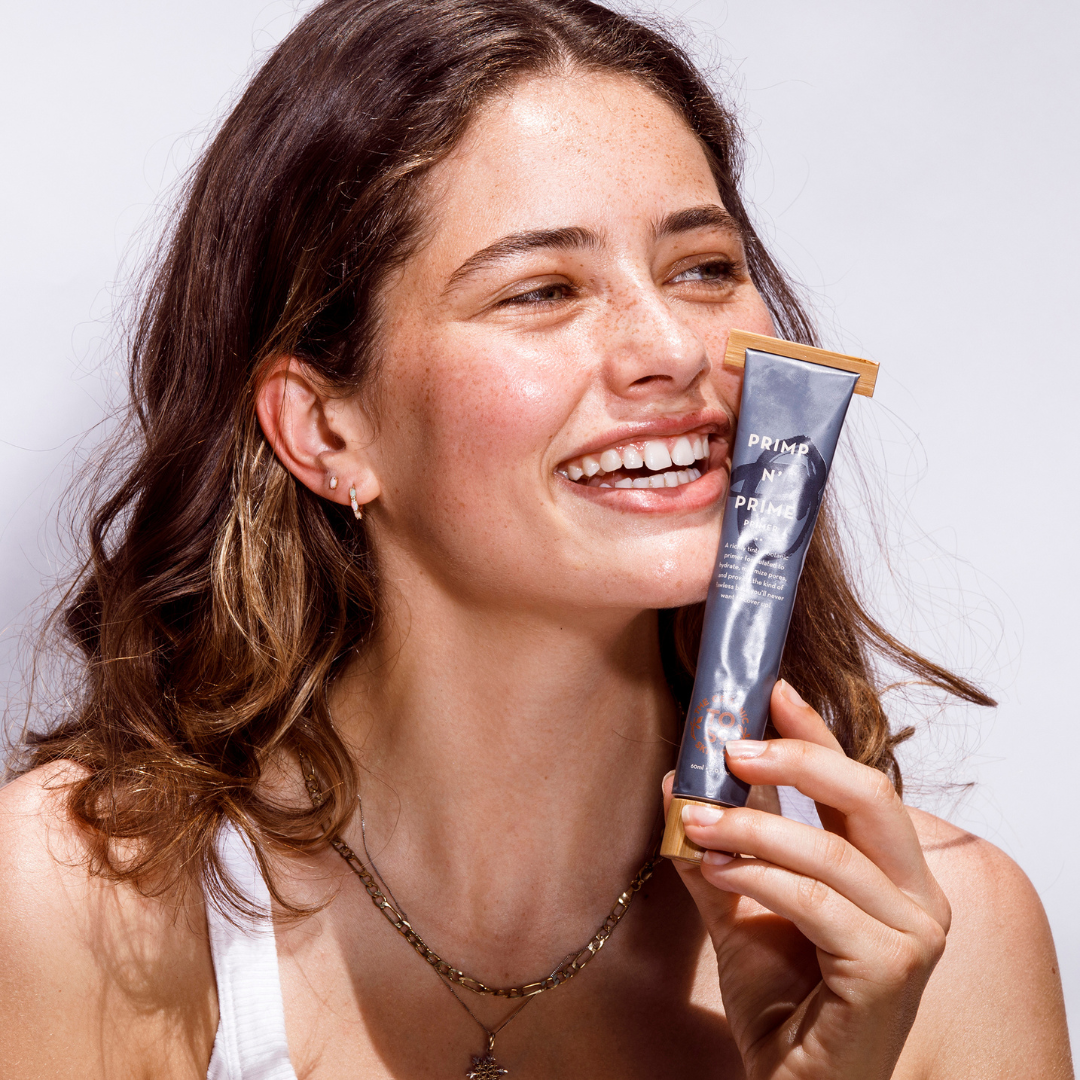 The Organic Skin Co. - Primp N' Prime - Tinted Moisturizer and Face Primer